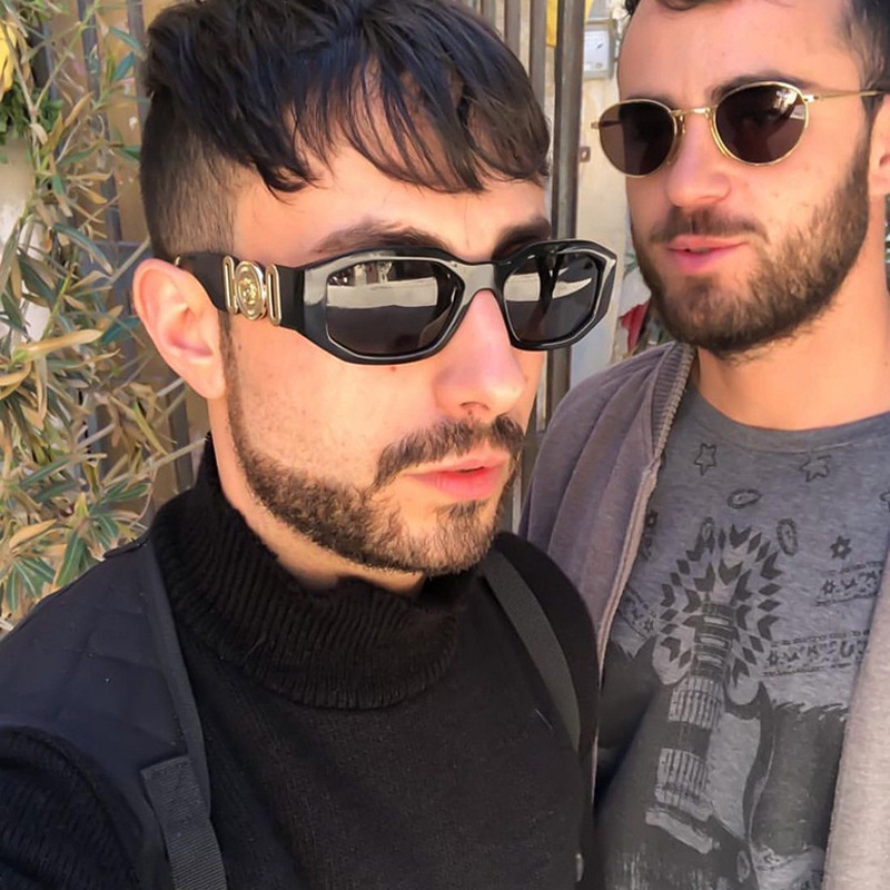 Ein Paar PC-Männer und -Frauen – Men Accessories Online Bewertung und Preis