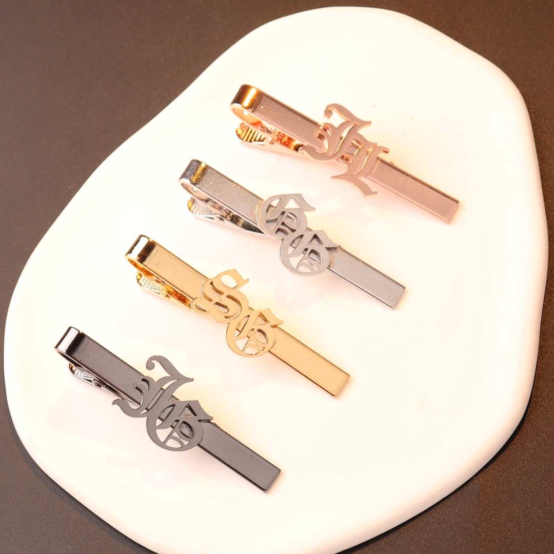 Krawattenklammer mit individue – Men Accessories Name Bewertung und Preis