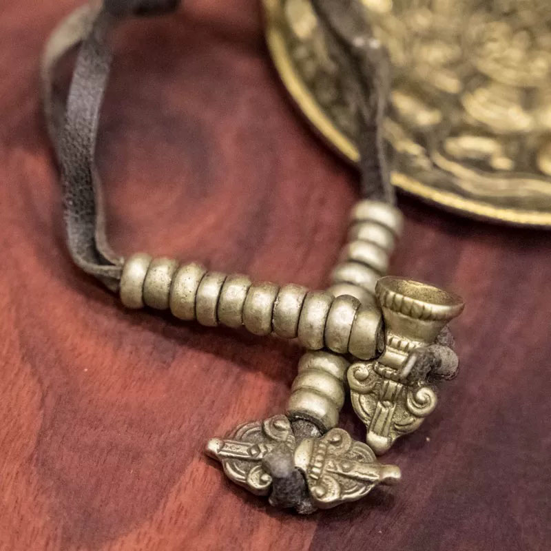 Sammlung tibetischer ethnisch- – Men Accessories Nepal Bewertung und Preis